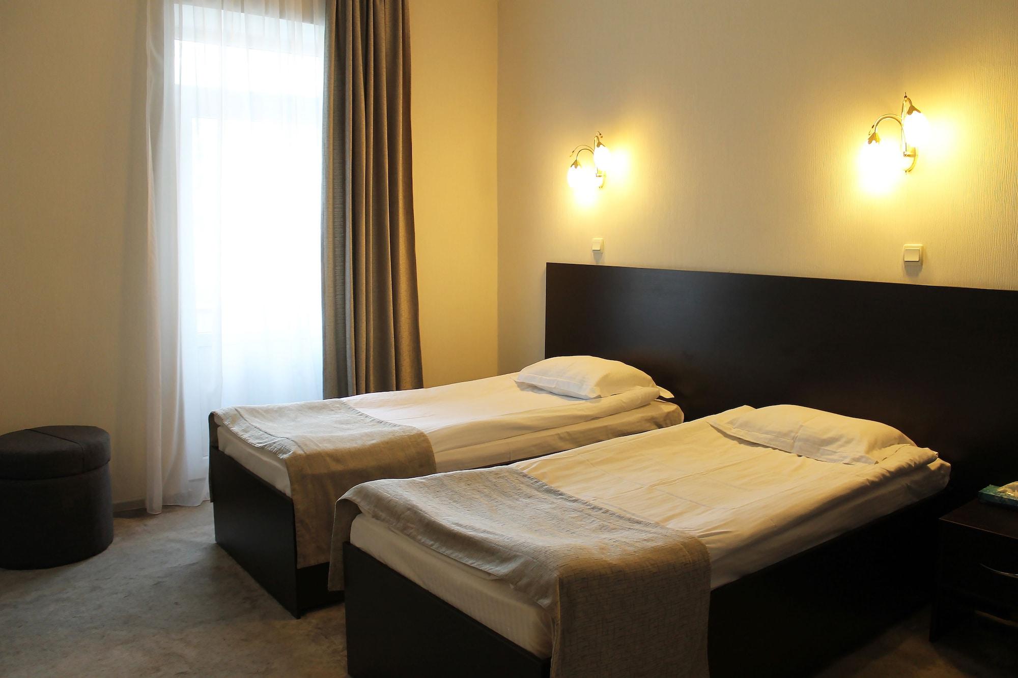 Ambassador Otel Almatı Dış mekan fotoğraf