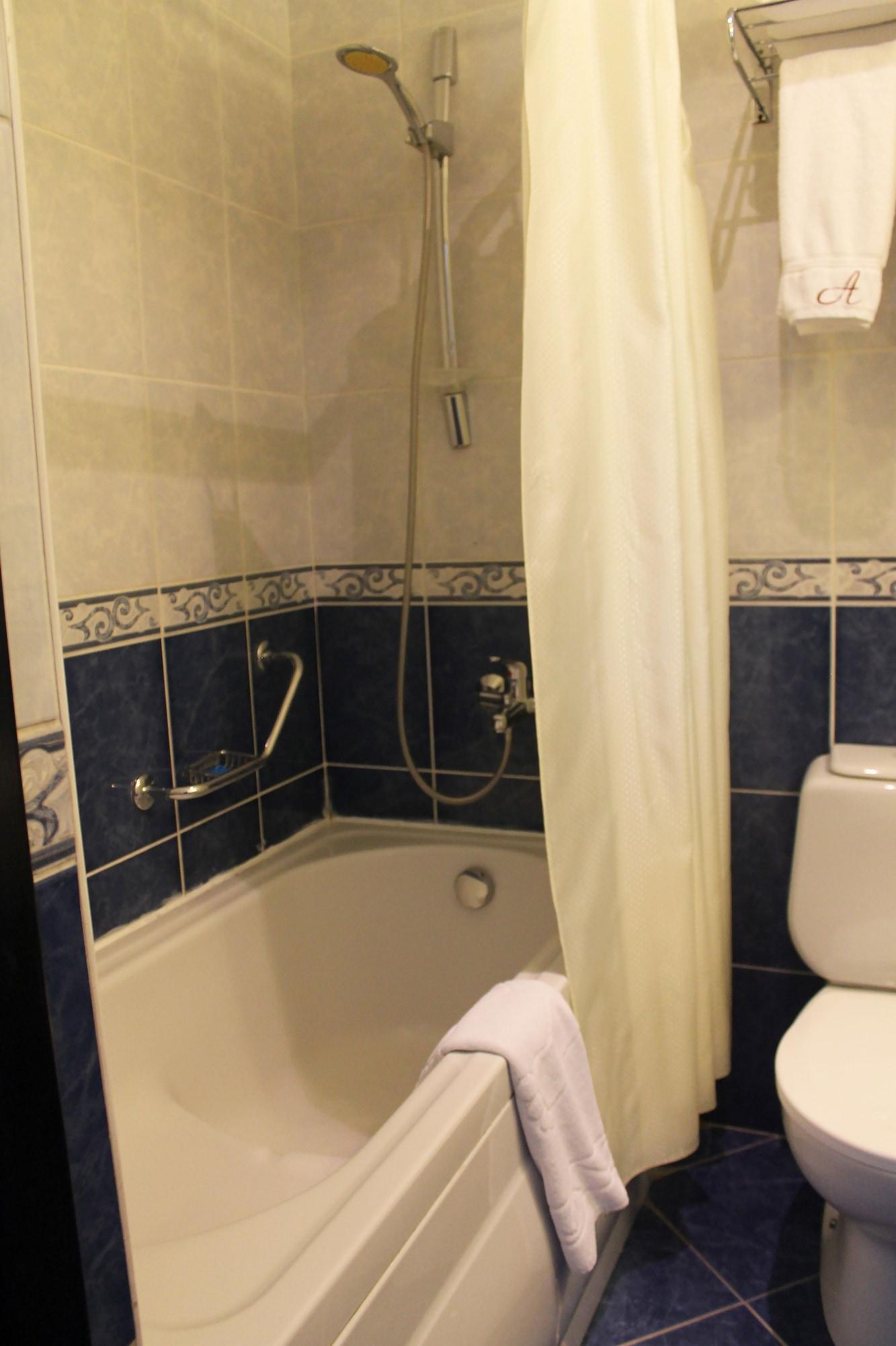 Ambassador Otel Almatı Dış mekan fotoğraf