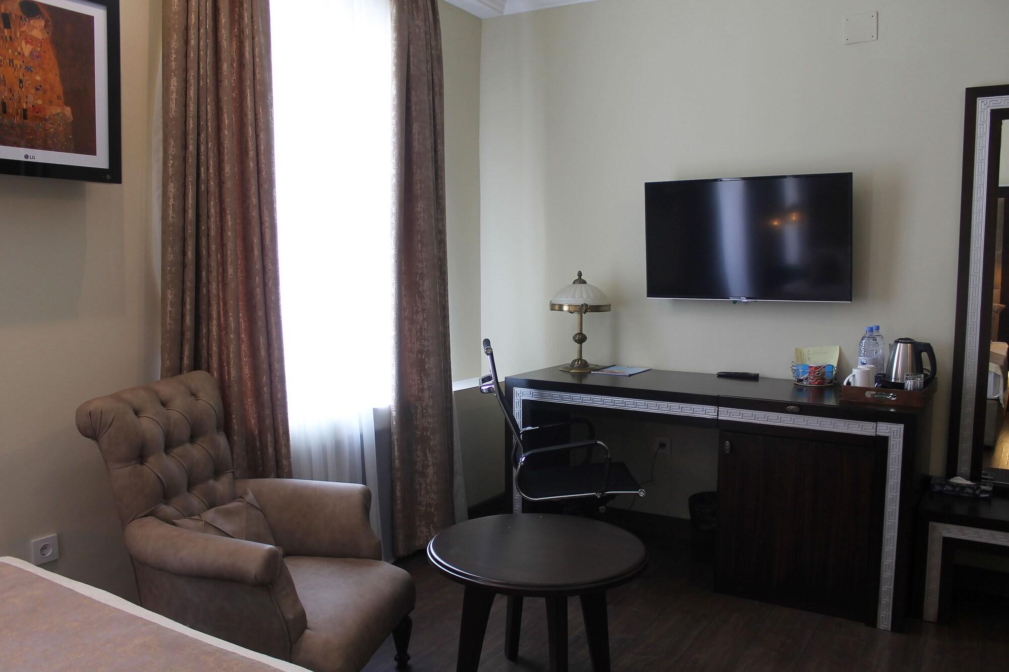 Ambassador Otel Almatı Dış mekan fotoğraf
