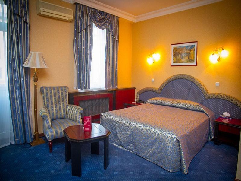 Ambassador Otel Almatı Dış mekan fotoğraf