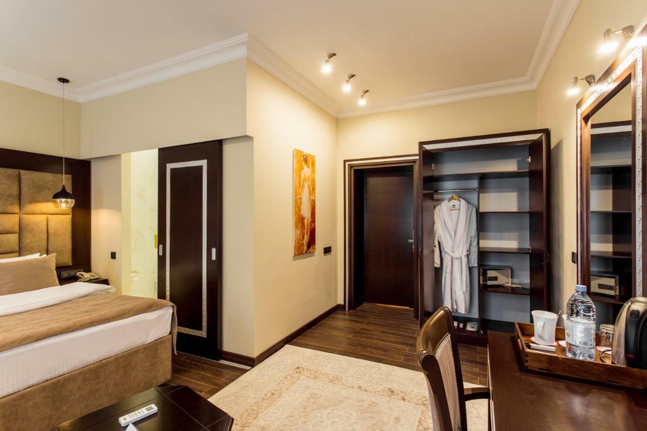 Ambassador Otel Almatı Dış mekan fotoğraf